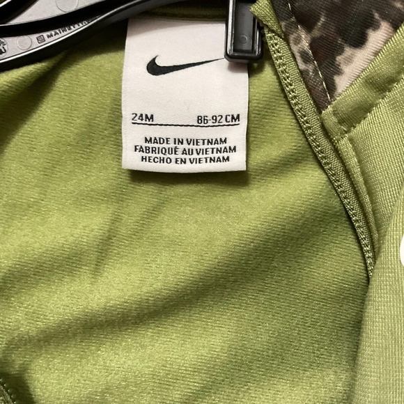 NikeBaby Camo Baby Boys All-Over Print Tricot Jacket Size 24 Months NWT - Picture 3 of 3